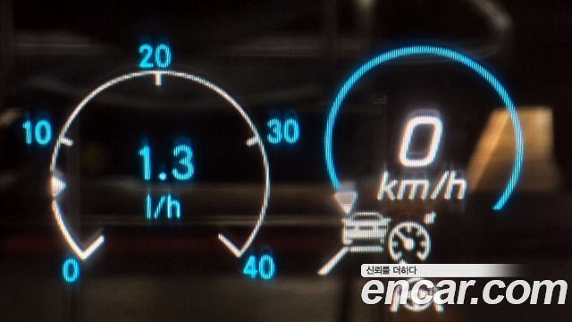 Mercedes-Benz E-Class 2021 — photo 19
