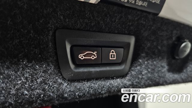 BMW 5-Series 2018 — photo 20