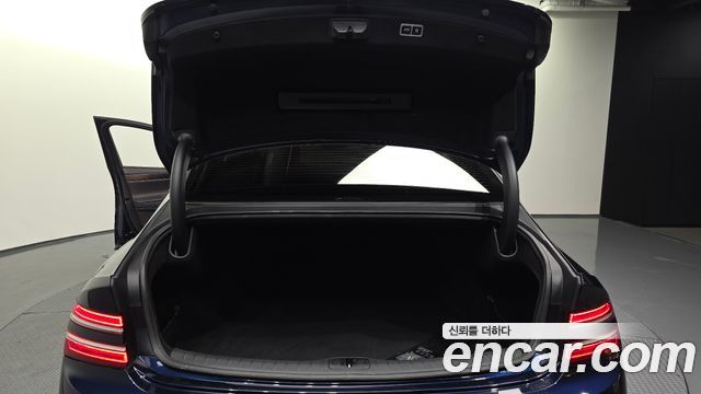 Genesis G80 2021 — photo 20