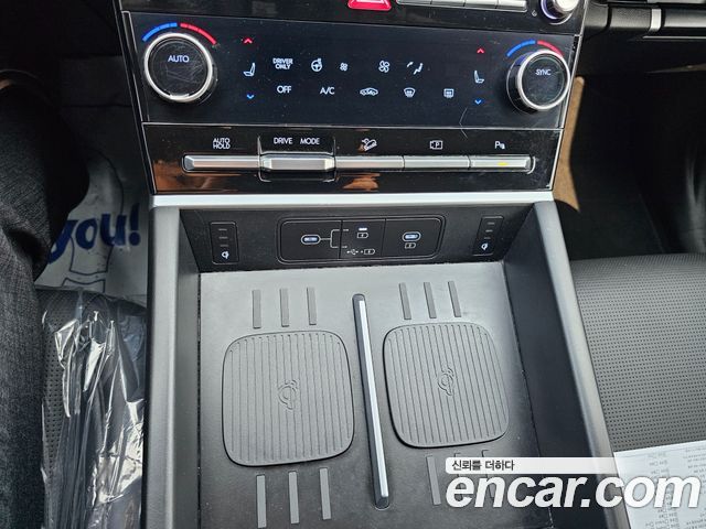 Hyundai Santafe 2024 — photo 20