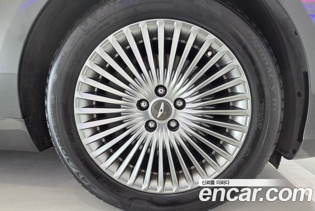 Genesis G90 2019 — photo 5