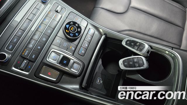 Hyundai Santafe 2021 — photo 9