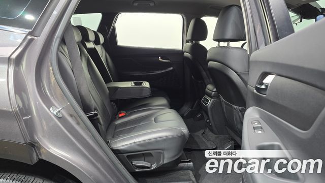Hyundai Santafe 2021 — photo 12