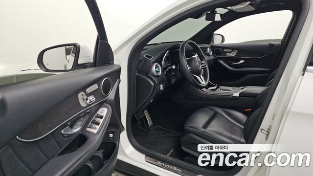 Mercedes-Benz GLC-Class 2020 — photo 10