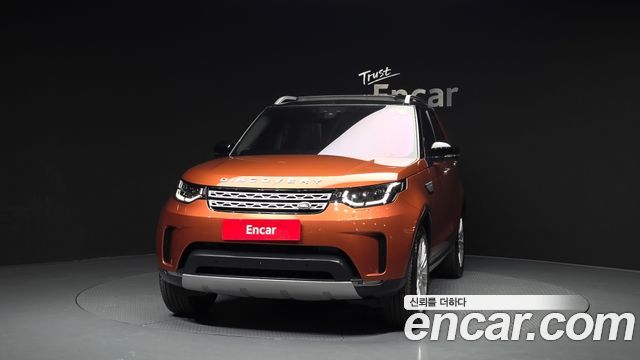 Land Rover Discovery 2018 — photo 3