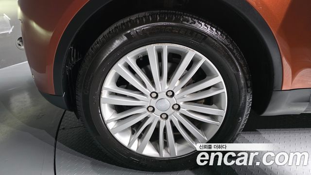 Land Rover Discovery 2018 — photo 5