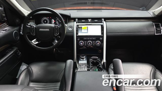 Land Rover Discovery 2018 — photo 7