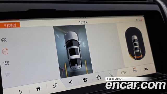 Land Rover Discovery 2018 — photo 16