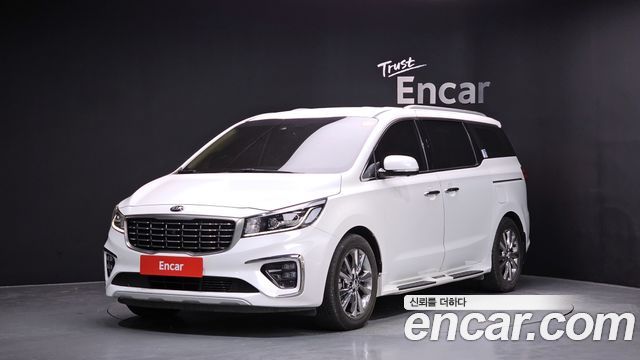 Kia Canival 2019 — photo 1