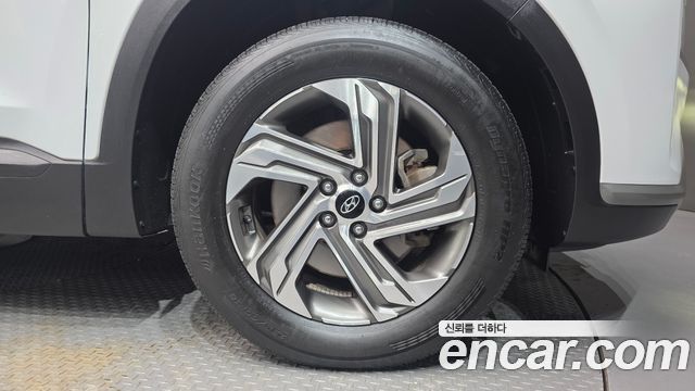 Hyundai Santafe 2021 — photo 5