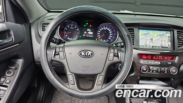 Kia K7 2013 — photo 13