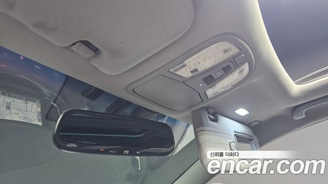 Kia K7 2013 — photo 17