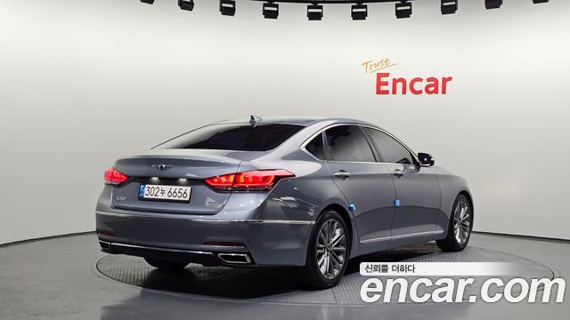 Hyundai Genesis 2014 — photo 2