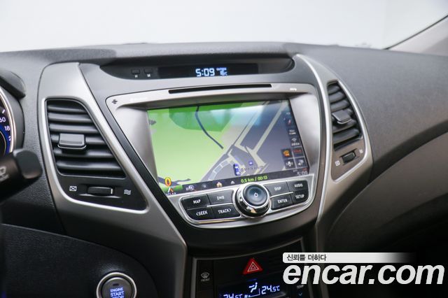 Hyundai AVANTE 2014 — photo 14