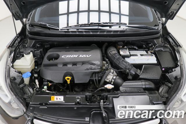 Hyundai AVANTE 2014 — photo 19