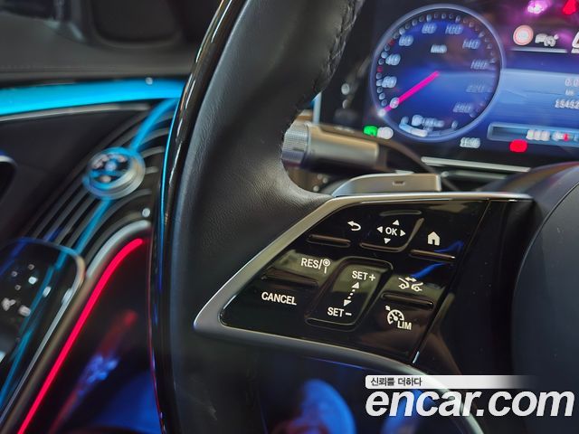 Mercedes-Benz S-Class 2024 — photo 8
