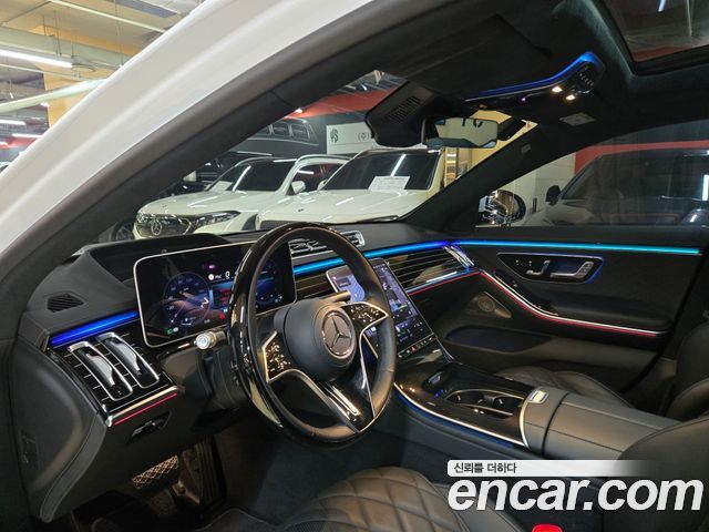 Mercedes-Benz S-Class 2024 — photo 15