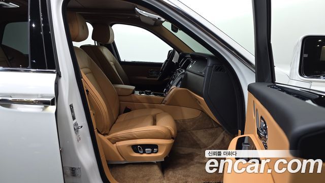 Rolls-Royce Cullinan 2023 — photo 11