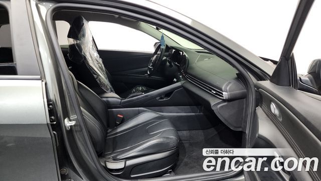 Hyundai AVANTE 2021 — photo 11