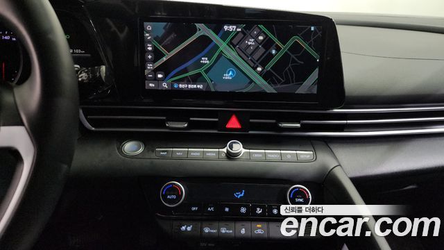Hyundai AVANTE 2021 — photo 16