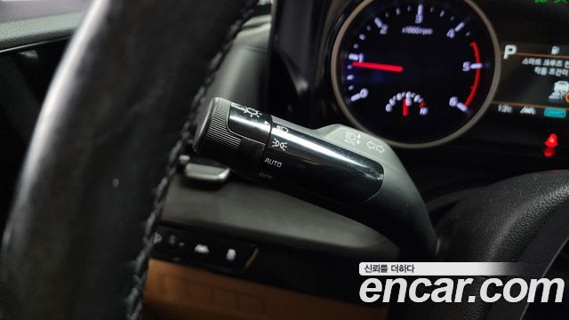 Kia Canival 2022 — photo 14