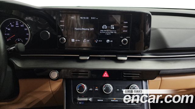 Kia Canival 2022 — photo 15