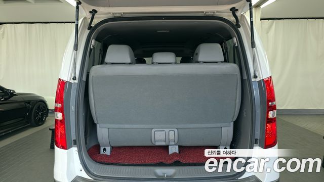 Hyundai Starex 2019 — photo 20