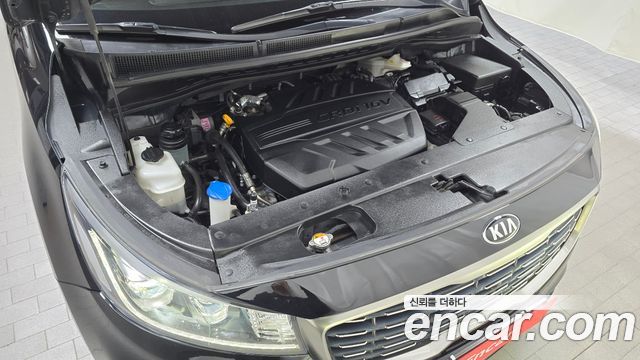 Kia Canival 2020 — photo 6