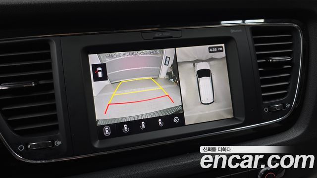 Kia Canival 2020 — photo 15