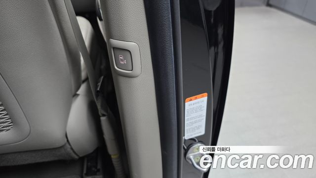 Kia Canival 2020 — photo 17