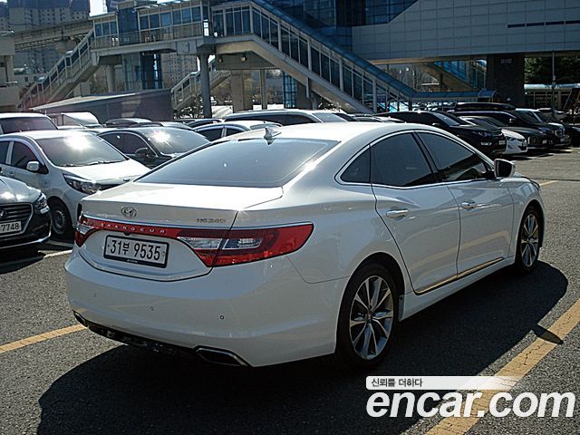 Hyundai Grandeur 2015 — photo 4