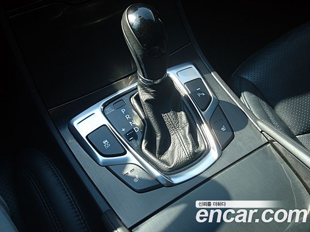 Hyundai Grandeur 2015 — photo 9