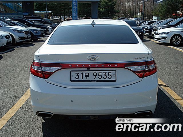 Hyundai Grandeur 2015 — photo 14