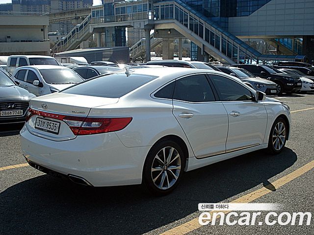 Hyundai Grandeur 2015 — photo 19