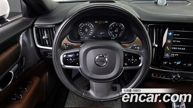 Volvo S90 2021 — photo 14