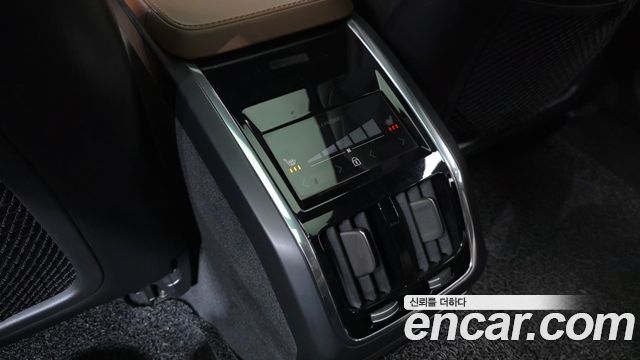 Volvo S90 2021 — photo 16