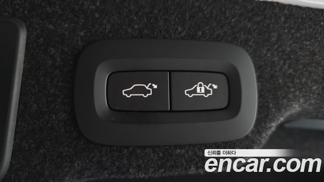 Volvo S90 2021 — photo 18