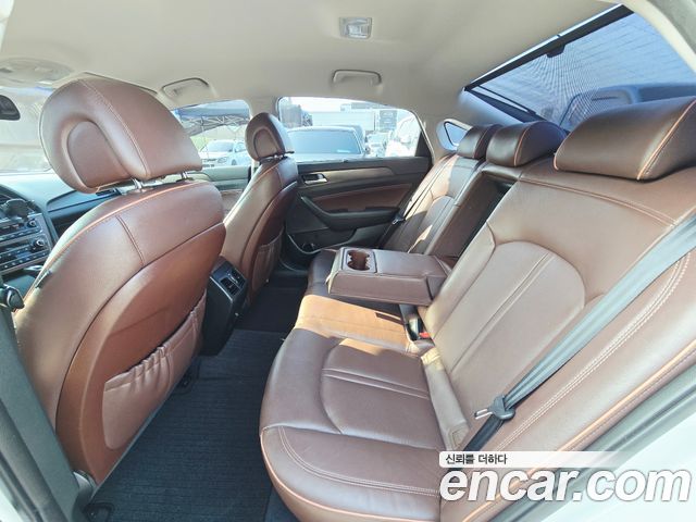 Hyundai Sonata 2017 — photo 11