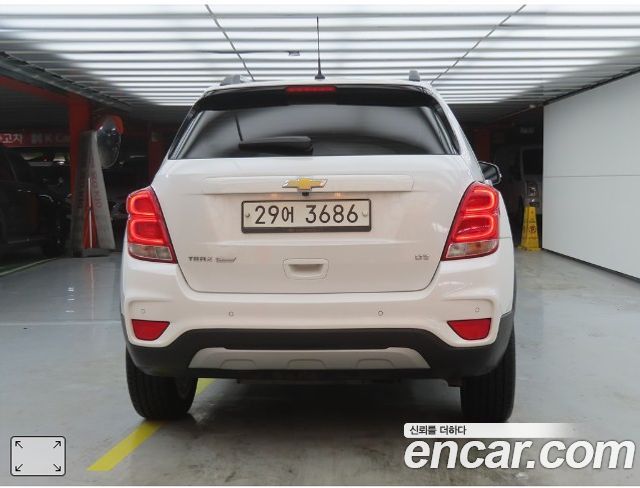 Chevrolet Korea Trax 2017 — photo 4
