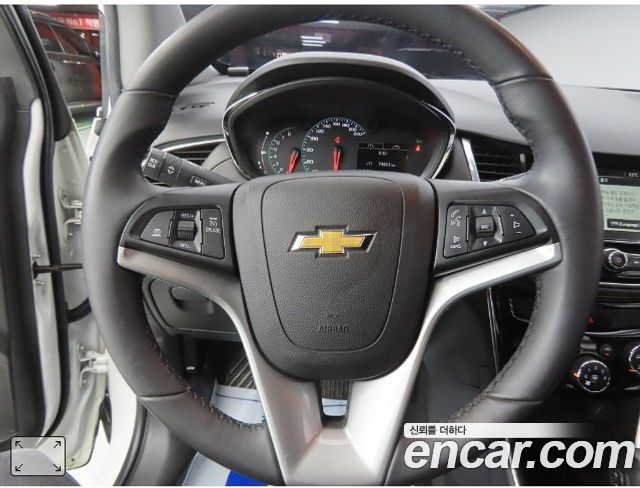 Chevrolet Korea Trax 2017 — photo 10
