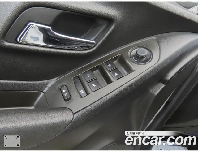 Chevrolet Korea Trax 2017 — photo 15