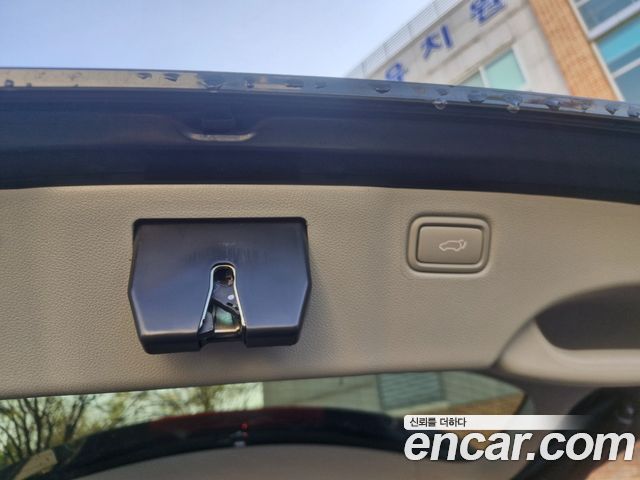 Kia Canival 2019 — photo 8