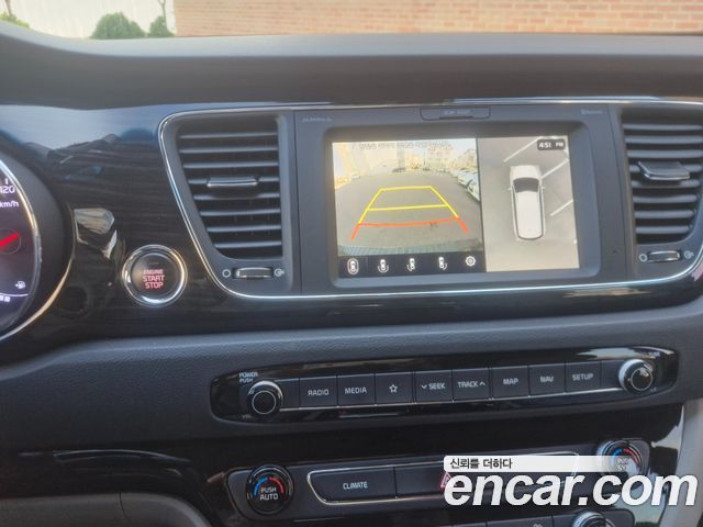 Kia Canival 2019 — photo 20