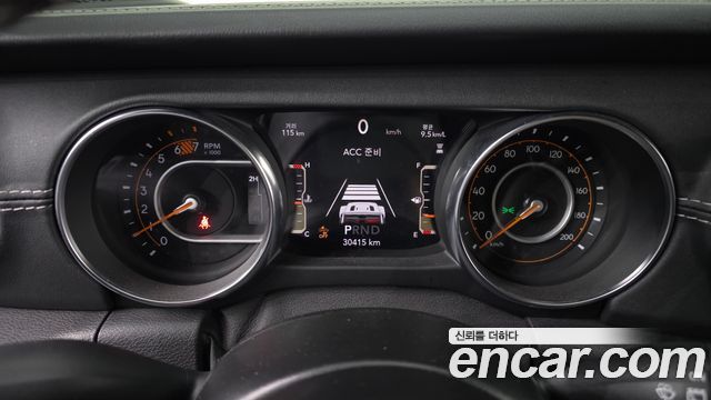 Jeep Wrangler 2021 — photo 8