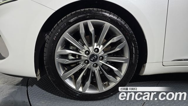 Kia K7 2020 — photo 5