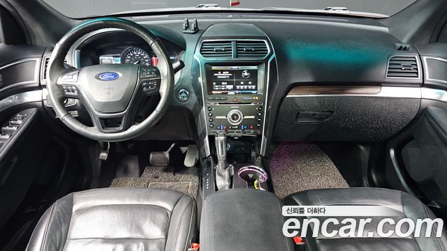 Ford Explorer 2016 — photo 7