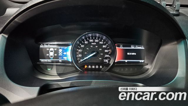 Ford Explorer 2016 — photo 8