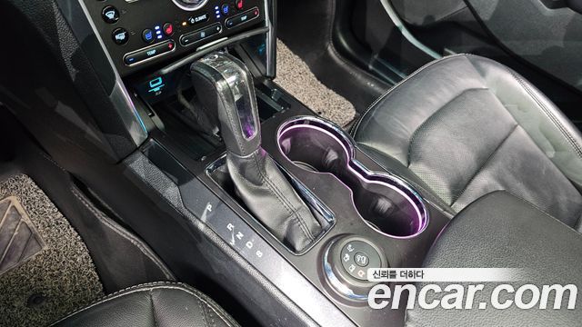 Ford Explorer 2016 — photo 9