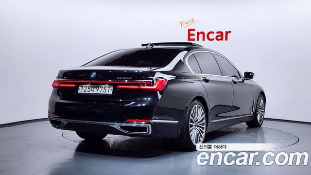 BMW 7-Series 2020 — photo 2