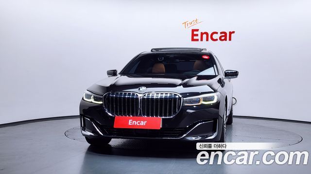 BMW 7-Series 2020 — photo 3